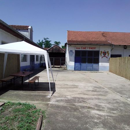 Guest House Cane Smestaj Bela Crkva  Ngoại thất bức ảnh